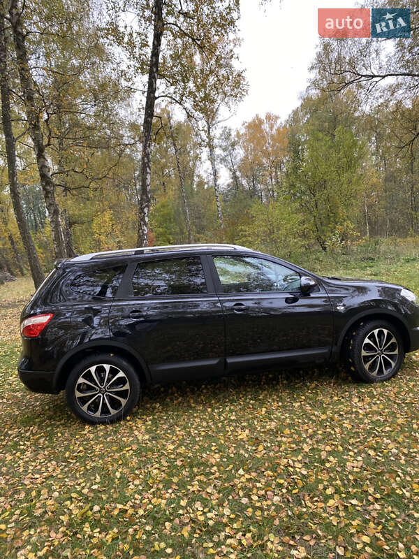 Внедорожник / Кроссовер Nissan Qashqai+2 2011 в Радивилове