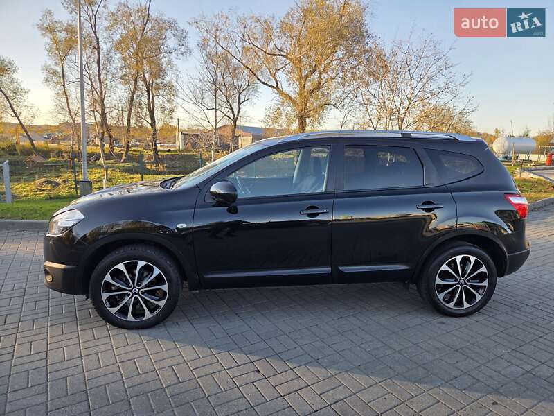 Внедорожник / Кроссовер Nissan Qashqai+2 2012 в 