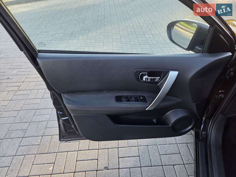 Внедорожник / Кроссовер Nissan Qashqai+2 2012 в Калуше фото 11 Внедорожник / Кроссовер Nissan Qashqai+2 2012 в Калуше
