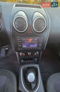 Внедорожник / Кроссовер Nissan Qashqai+2 2012 в 
