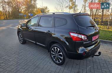 Внедорожник / Кроссовер Nissan Qashqai+2 2012 в 