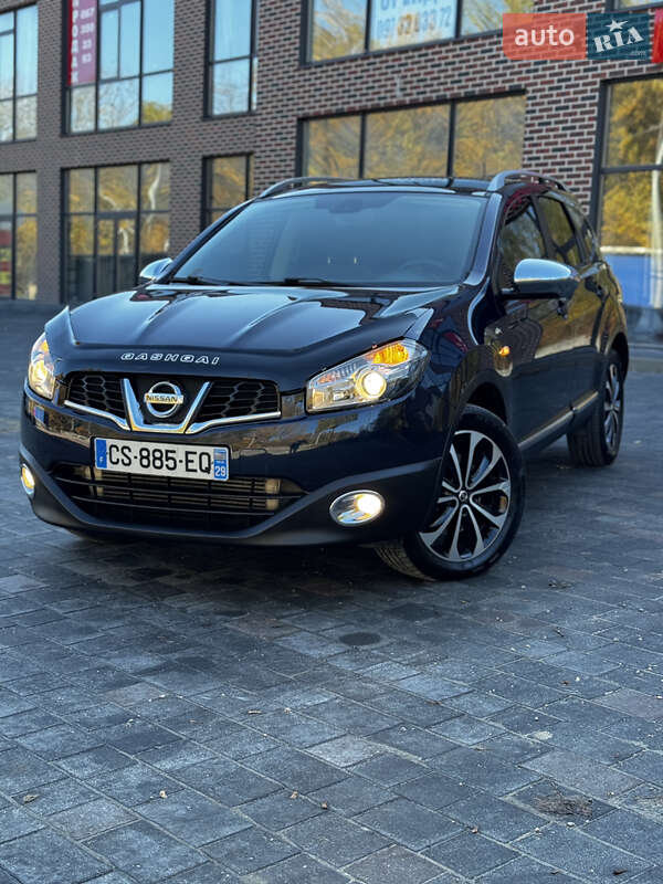 Внедорожник / Кроссовер Nissan Qashqai+2 2011 в Тернополе фото 4 Внедорожник / Кроссовер Nissan Qashqai+2 2011 в Тернополе