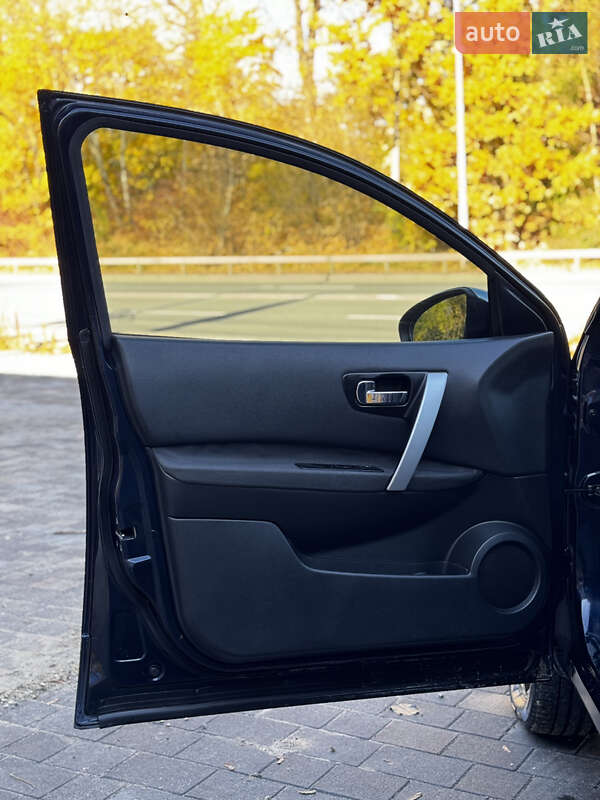 Внедорожник / Кроссовер Nissan Qashqai+2 2011 в Тернополе фото 36 Внедорожник / Кроссовер Nissan Qashqai+2 2011 в Тернополе