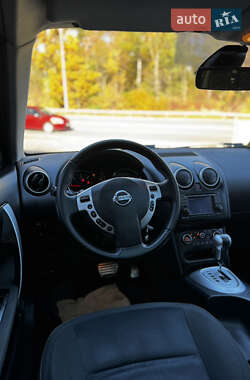 Позашляховик / Кросовер Nissan Qashqai+2 2011 в  фото 57 Позашляховик / Кросовер Nissan Qashqai+2 2011 в