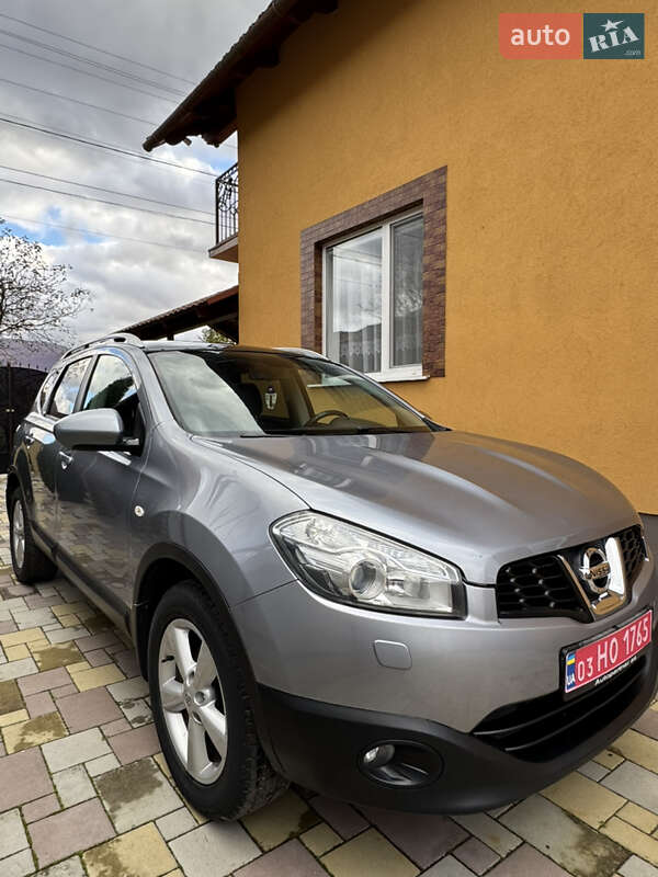 Внедорожник / Кроссовер Nissan Qashqai+2 2010 в Сваляве фото 3 Внедорожник / Кроссовер Nissan Qashqai+2 2010 в Сваляве