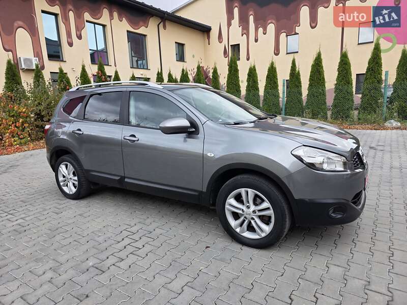 Внедорожник / Кроссовер Nissan Qashqai+2 2011 в Луцке