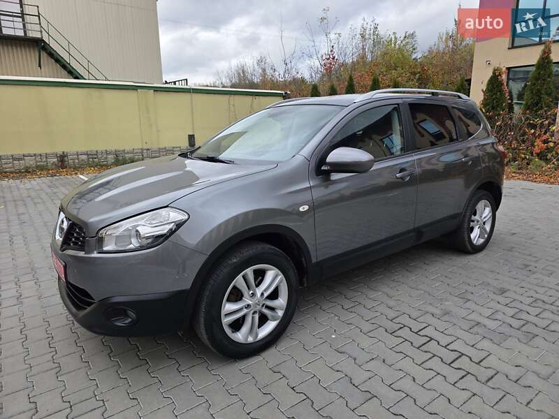 Внедорожник / Кроссовер Nissan Qashqai+2 2011 в Луцке