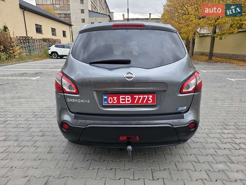 Внедорожник / Кроссовер Nissan Qashqai+2 2011 в Луцке
