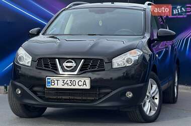 Внедорожник / Кроссовер Nissan Qashqai+2 2010 в Запорожье