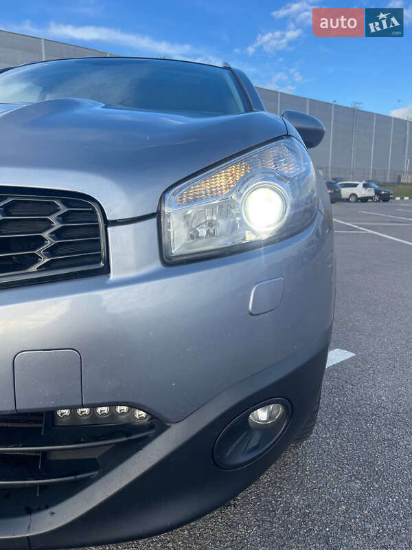 Внедорожник / Кроссовер Nissan Qashqai+2 2011 в Ровно