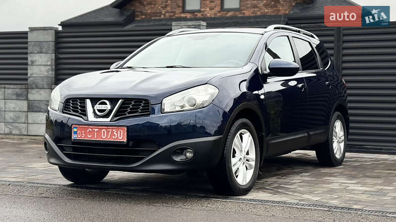 Внедорожник / Кроссовер Nissan Qashqai+2 2010 в Ровно