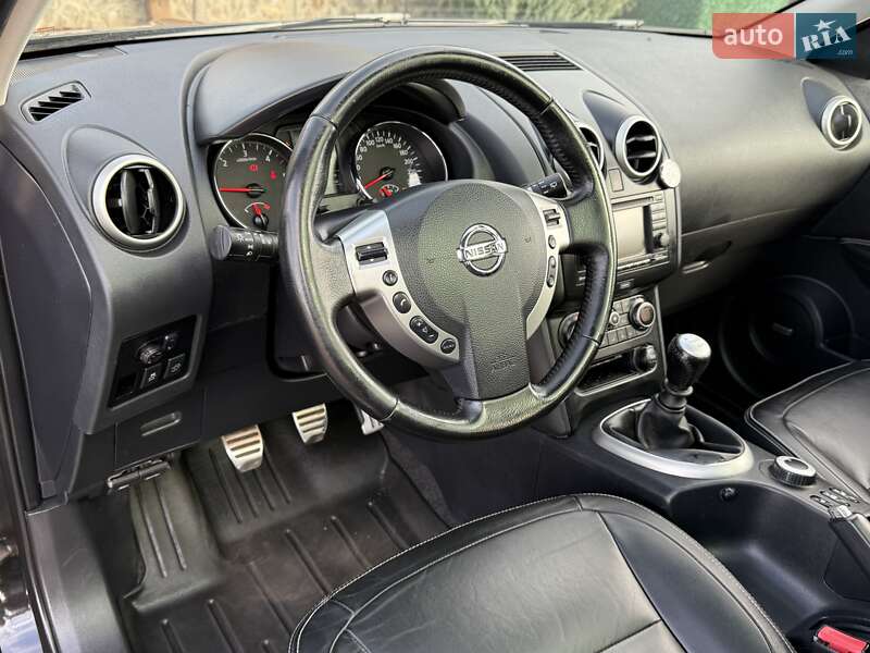 Внедорожник / Кроссовер Nissan Qashqai+2 2012 в Киеве