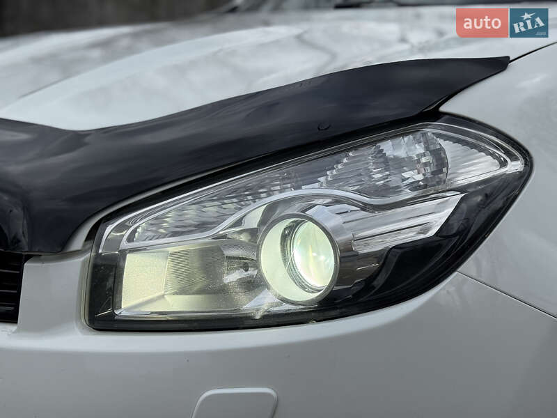 Внедорожник / Кроссовер Nissan Qashqai+2 2013 в Ровно