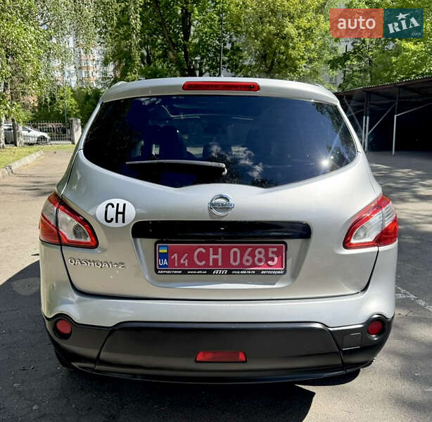 Позашляховик / Кросовер Nissan Qashqai+2 2012 в Києві фото 5 Позашляховик / Кросовер Nissan Qashqai+2 2012 в Києві