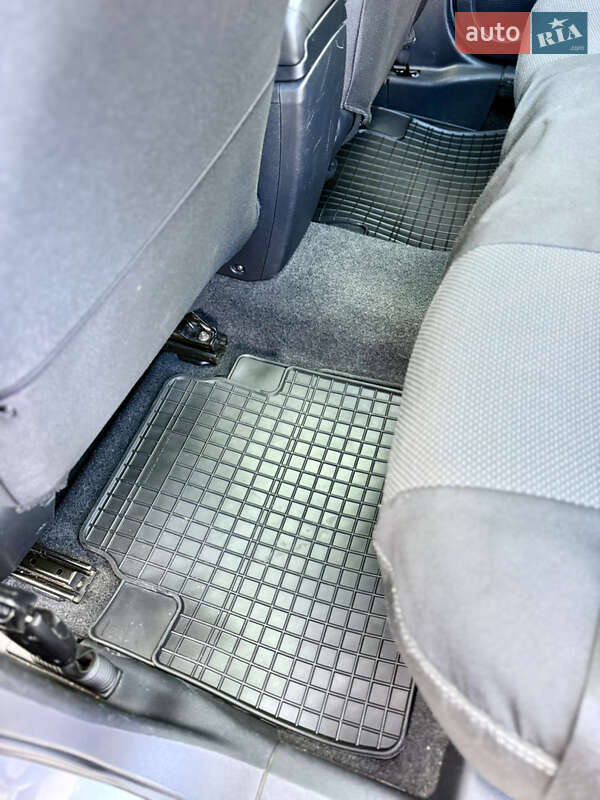 Внедорожник / Кроссовер Nissan Qashqai+2 2012 в Новояворовске фото 18 Внедорожник / Кроссовер Nissan Qashqai+2 2012 в Новояворовске