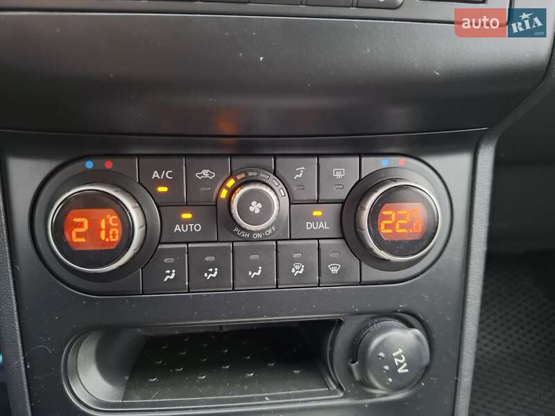 Позашляховик / Кросовер Nissan Qashqai+2 2011 в Луцьку