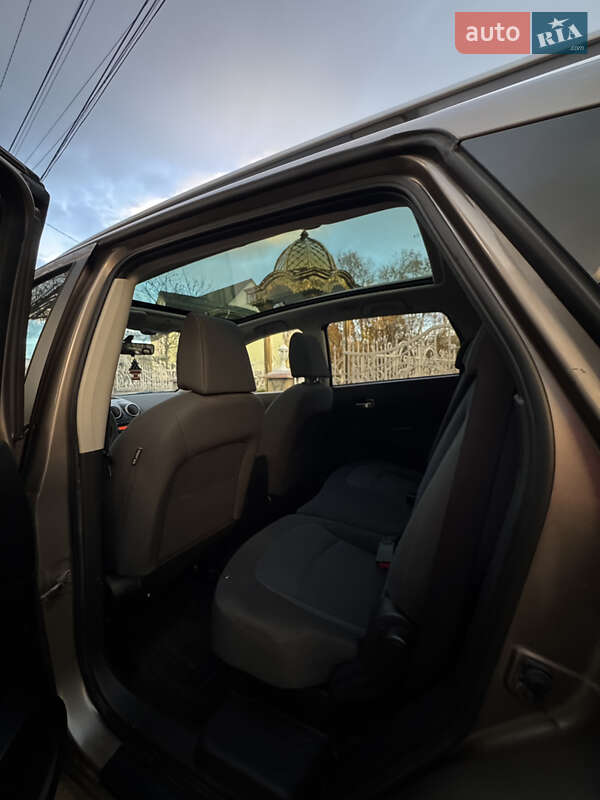 Внедорожник / Кроссовер Nissan Qashqai+2 2010 в Надворной фото 23 Внедорожник / Кроссовер Nissan Qashqai+2 2010 в Надворной