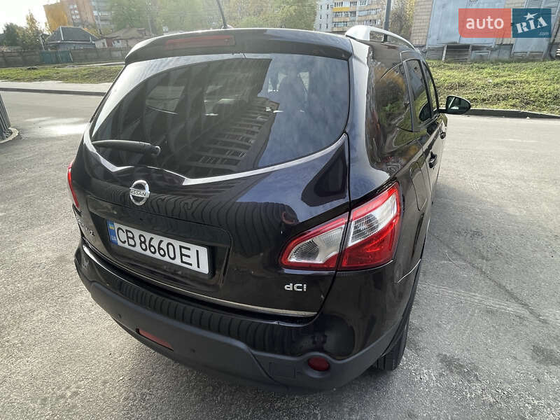 Внедорожник / Кроссовер Nissan Qashqai+2 2010 в Чернигове