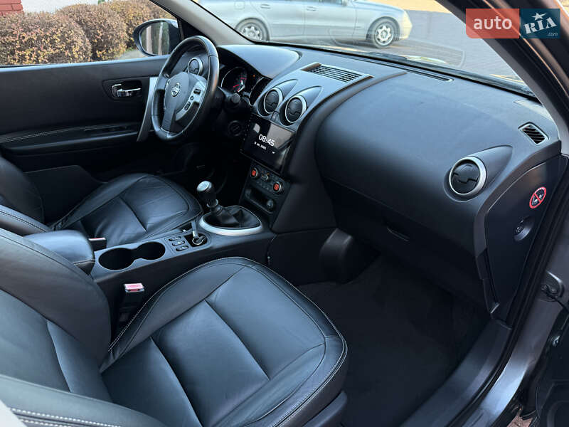 Внедорожник / Кроссовер Nissan Qashqai+2 2011 в Стрые