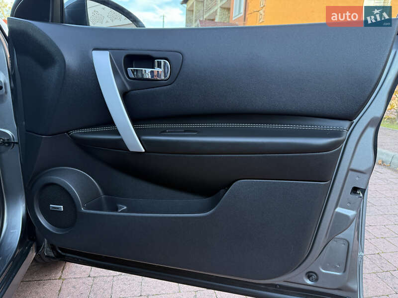 Внедорожник / Кроссовер Nissan Qashqai+2 2011 в Стрые