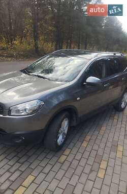 Позашляховик / Кросовер Nissan Qashqai+2 2011 в Бершаді