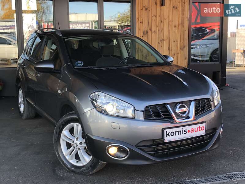 Nissan Qashqai+2 2011