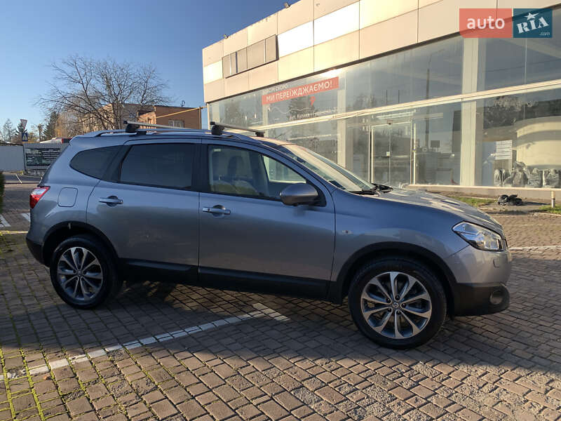 Внедорожник / Кроссовер Nissan Qashqai+2 2012 в Ровно