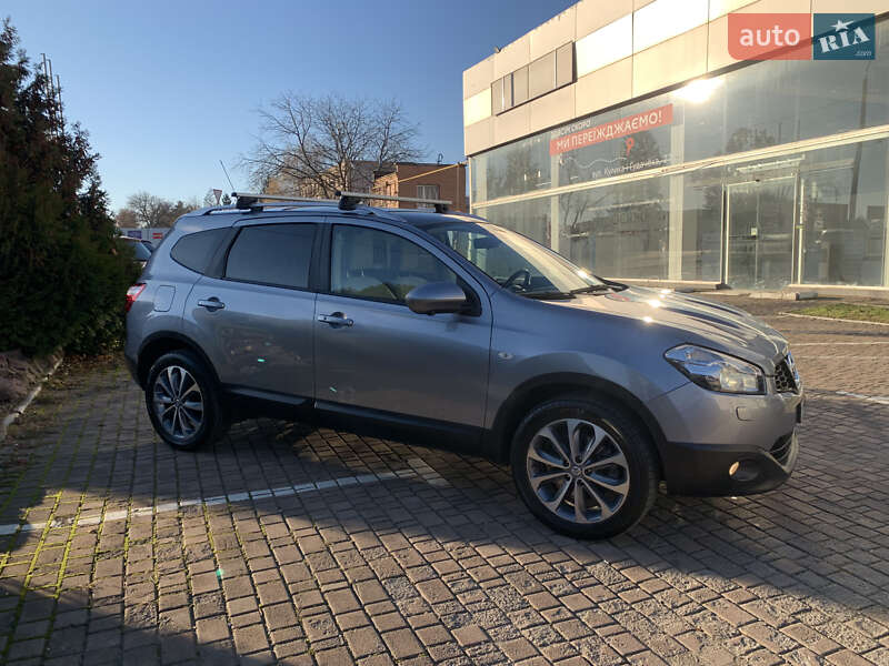 Внедорожник / Кроссовер Nissan Qashqai+2 2012 в Ровно