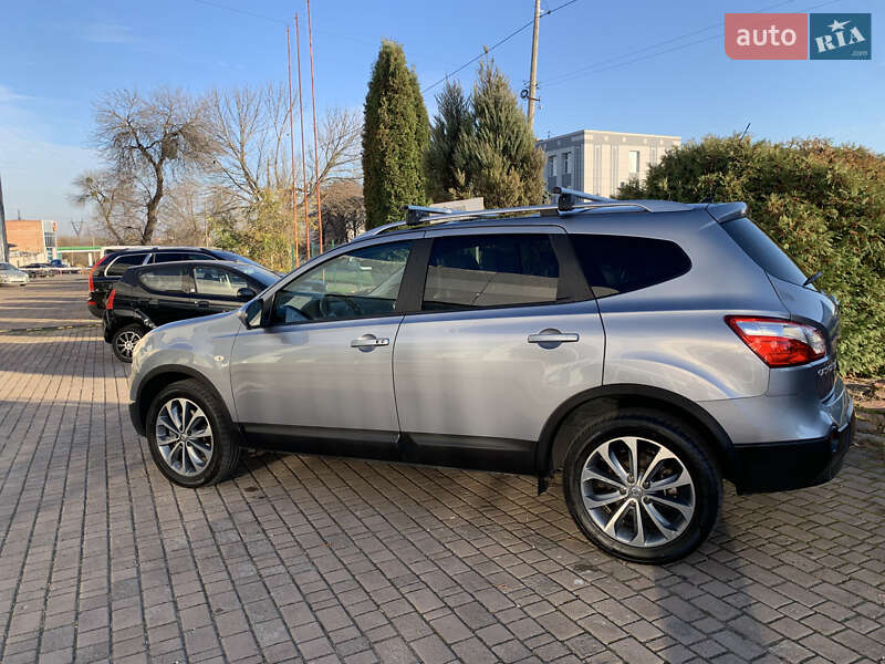 Внедорожник / Кроссовер Nissan Qashqai+2 2012 в Ровно