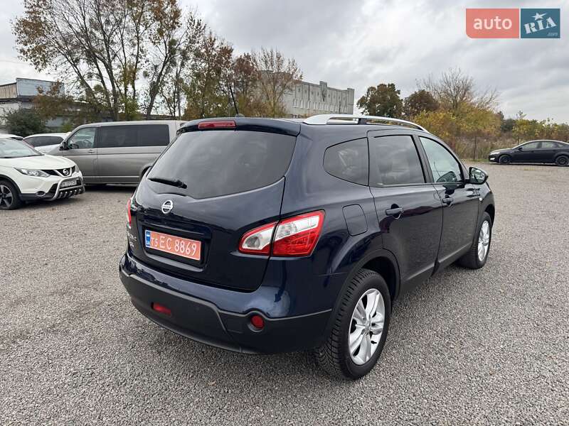 Внедорожник / Кроссовер Nissan Qashqai+2 2011 в Ровно фото 4 Внедорожник / Кроссовер Nissan Qashqai+2 2011 в Ровно