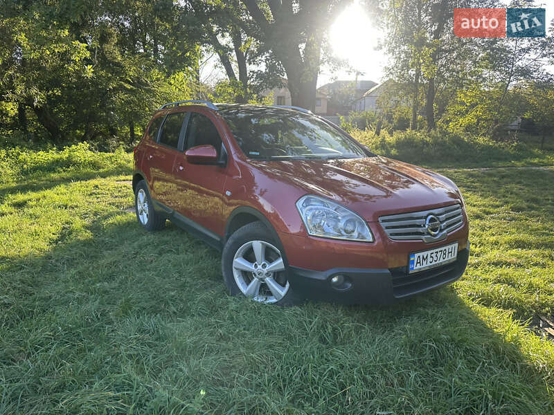 Внедорожник / Кроссовер Nissan Qashqai+2 2008 в Звягеле фото 5 Внедорожник / Кроссовер Nissan Qashqai+2 2008 в Звягеле