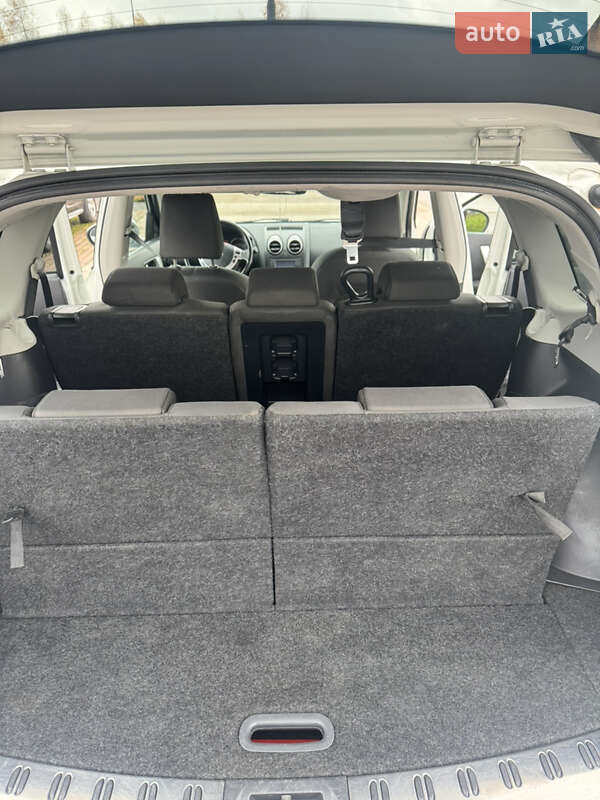 Внедорожник / Кроссовер Nissan Qashqai+2 2009 в Львове фото 23 Внедорожник / Кроссовер Nissan Qashqai+2 2009 в Львове