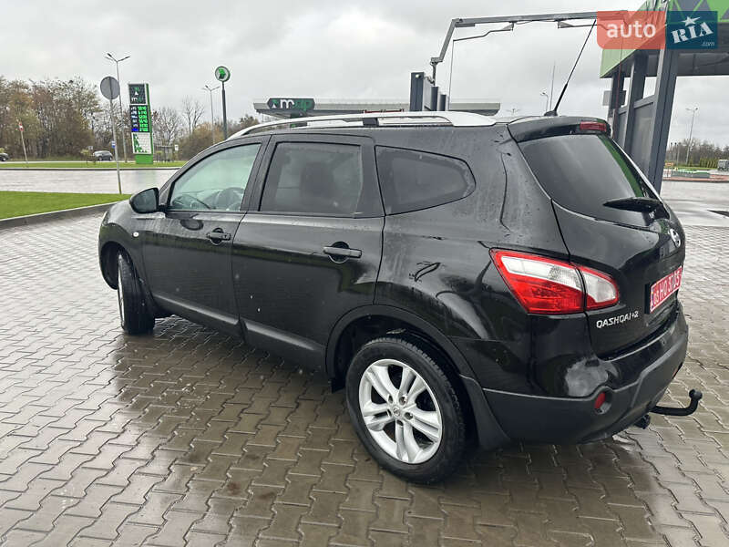 Позашляховик / Кросовер Nissan Qashqai+2 2011 в Луцьку