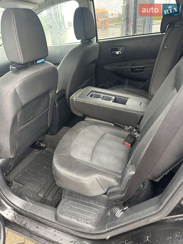 Позашляховик / Кросовер Nissan Qashqai+2 2011 в Луцьку