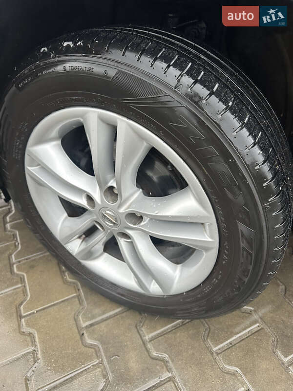 Позашляховик / Кросовер Nissan Qashqai+2 2011 в Луцьку