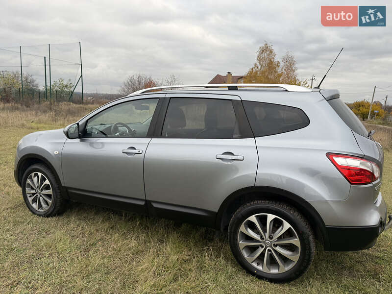 Внедорожник / Кроссовер Nissan Qashqai+2 2010 в Харькове