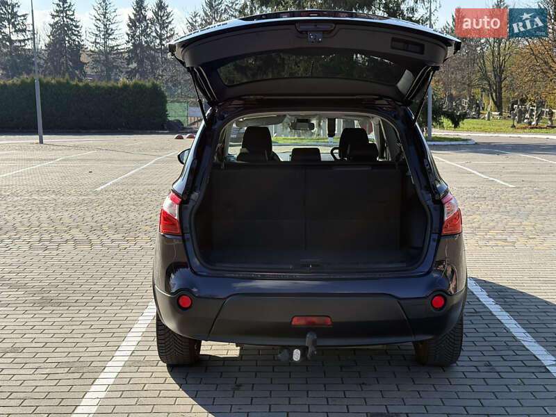 Внедорожник / Кроссовер Nissan Qashqai+2 2013 в Луцке фото 42 Внедорожник / Кроссовер Nissan Qashqai+2 2013 в Луцке