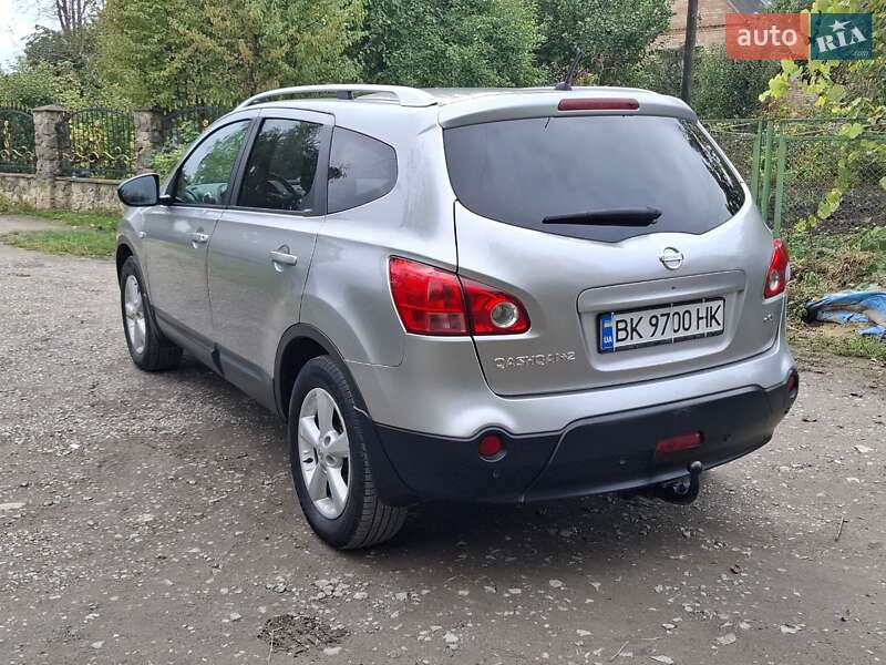 Внедорожник / Кроссовер Nissan Qashqai+2 2008 в Ровно