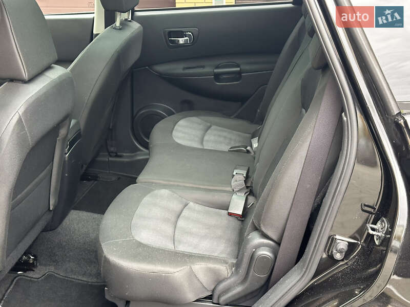 Внедорожник / Кроссовер Nissan Qashqai+2 2011 в Луцке фото 27 Внедорожник / Кроссовер Nissan Qashqai+2 2011 в Луцке