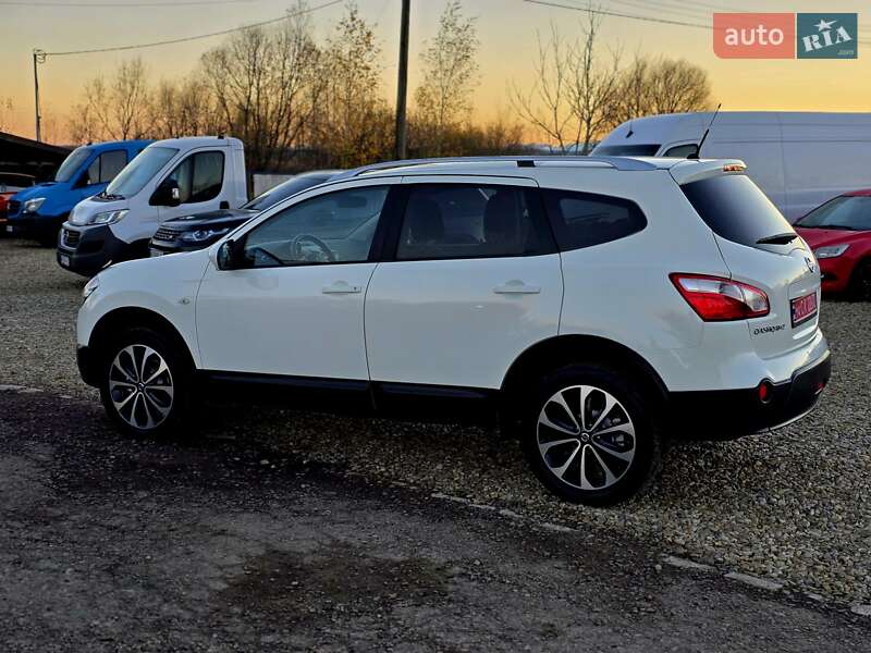 Внедорожник / Кроссовер Nissan Qashqai+2 2011 в Калуше фото 16 Внедорожник / Кроссовер Nissan Qashqai+2 2011 в Калуше