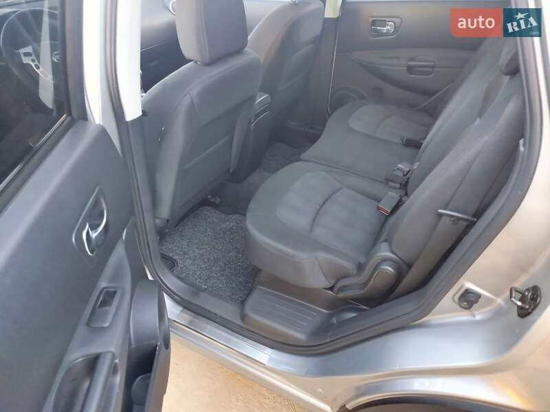 Позашляховик / Кросовер Nissan Qashqai+2 2011 в Тлумачі