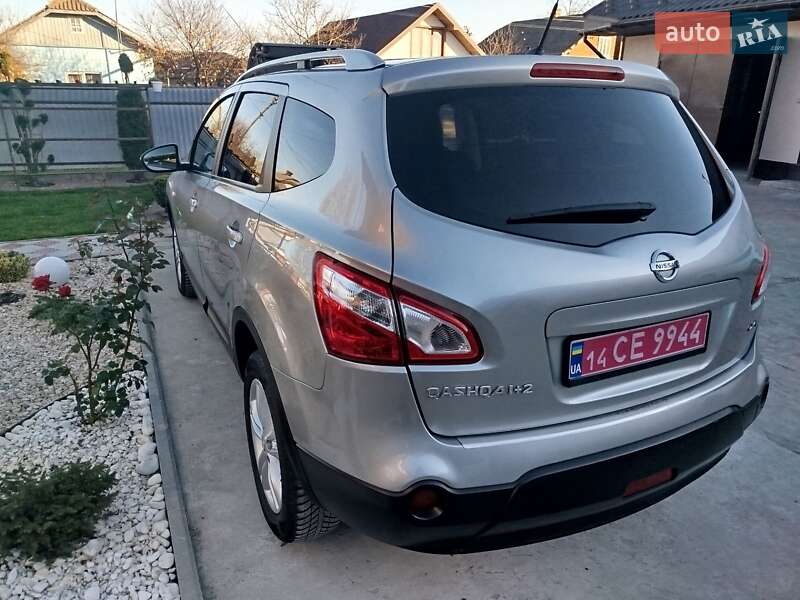 Позашляховик / Кросовер Nissan Qashqai+2 2011 в Тлумачі