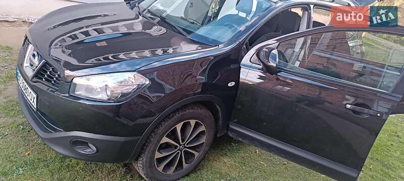 Внедорожник / Кроссовер Nissan Qashqai+2 2012 в Новояворовске фото 13 Внедорожник / Кроссовер Nissan Qashqai+2 2012 в Новояворовске