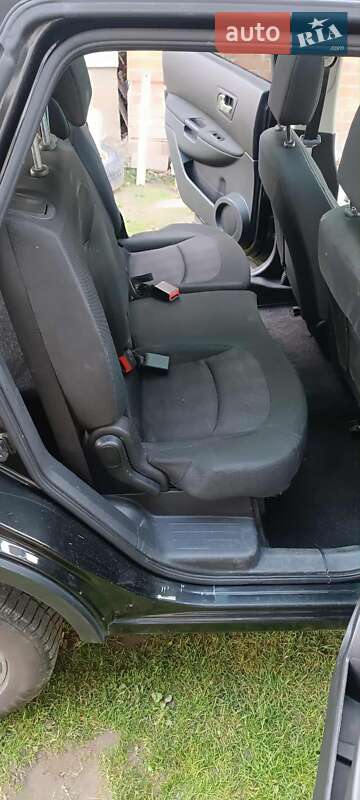 Внедорожник / Кроссовер Nissan Qashqai+2 2012 в Новояворовске фото 25 Внедорожник / Кроссовер Nissan Qashqai+2 2012 в Новояворовске