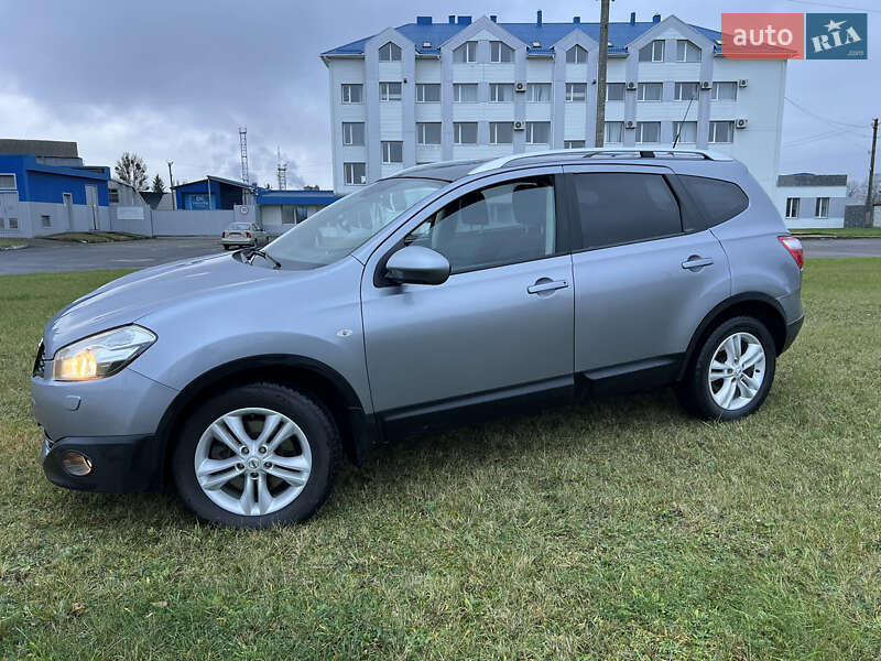 Внедорожник / Кроссовер Nissan Qashqai+2 2011 в Луцке