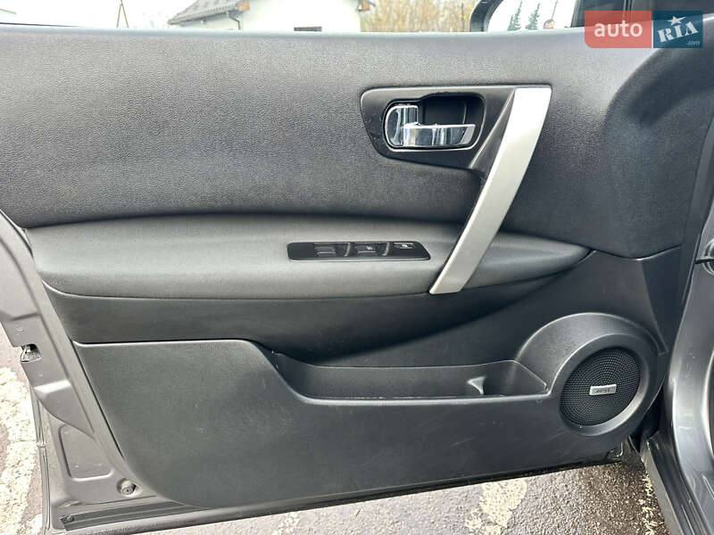 Внедорожник / Кроссовер Nissan Qashqai+2 2012 в Дубно