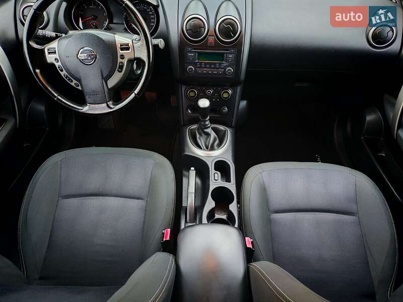 Позашляховик / Кросовер Nissan Qashqai+2 2011 в Стрию