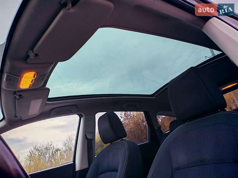 Позашляховик / Кросовер Nissan Qashqai+2 2011 в Стрию