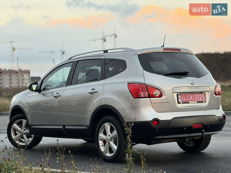 Позашляховик / Кросовер Nissan Qashqai+2 2010 в Вінниці