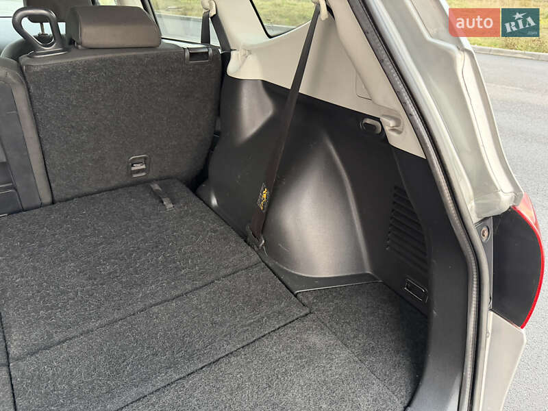 Позашляховик / Кросовер Nissan Qashqai+2 2010 в Вінниці